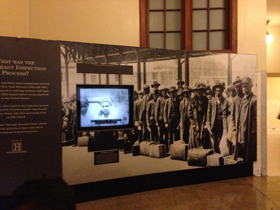 Foto e video raccontano la vita degli immigrati su Ellis Island