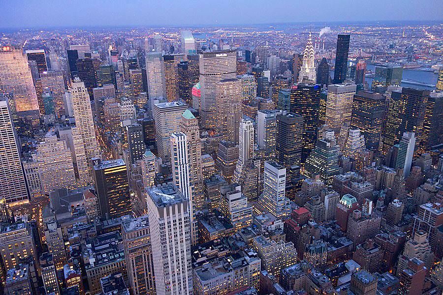 Vista su Midtown e il Chrysler Building dall'Empire State Building
