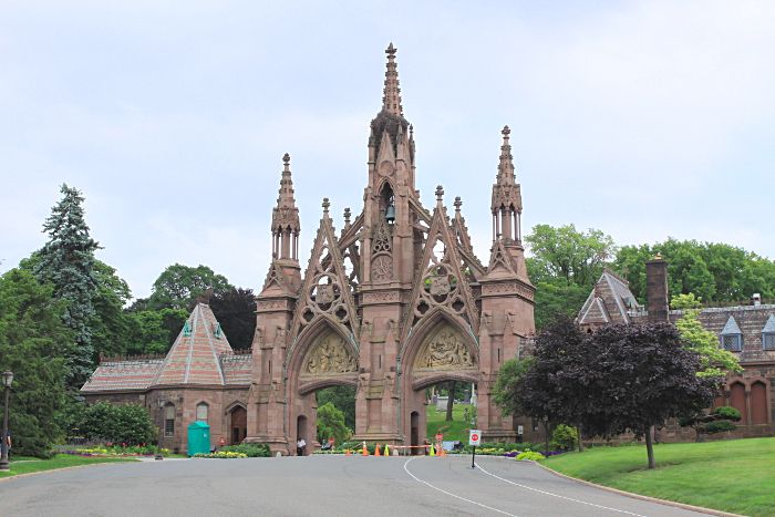 green-wood cemetery