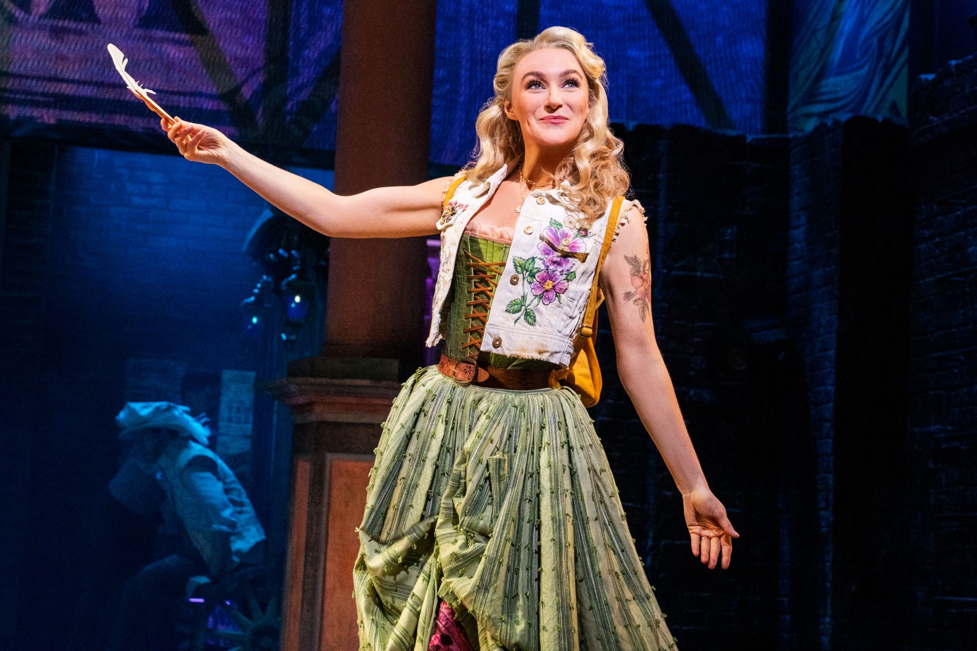 L'attrice Betsy Wolf nel ruolo di Giulietta a New York