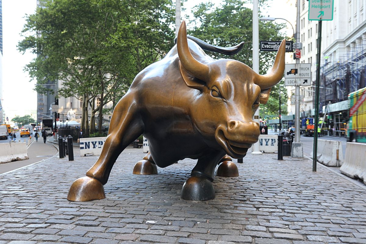 Toro di Wall Street: eroe del quartiere finanziario di New York