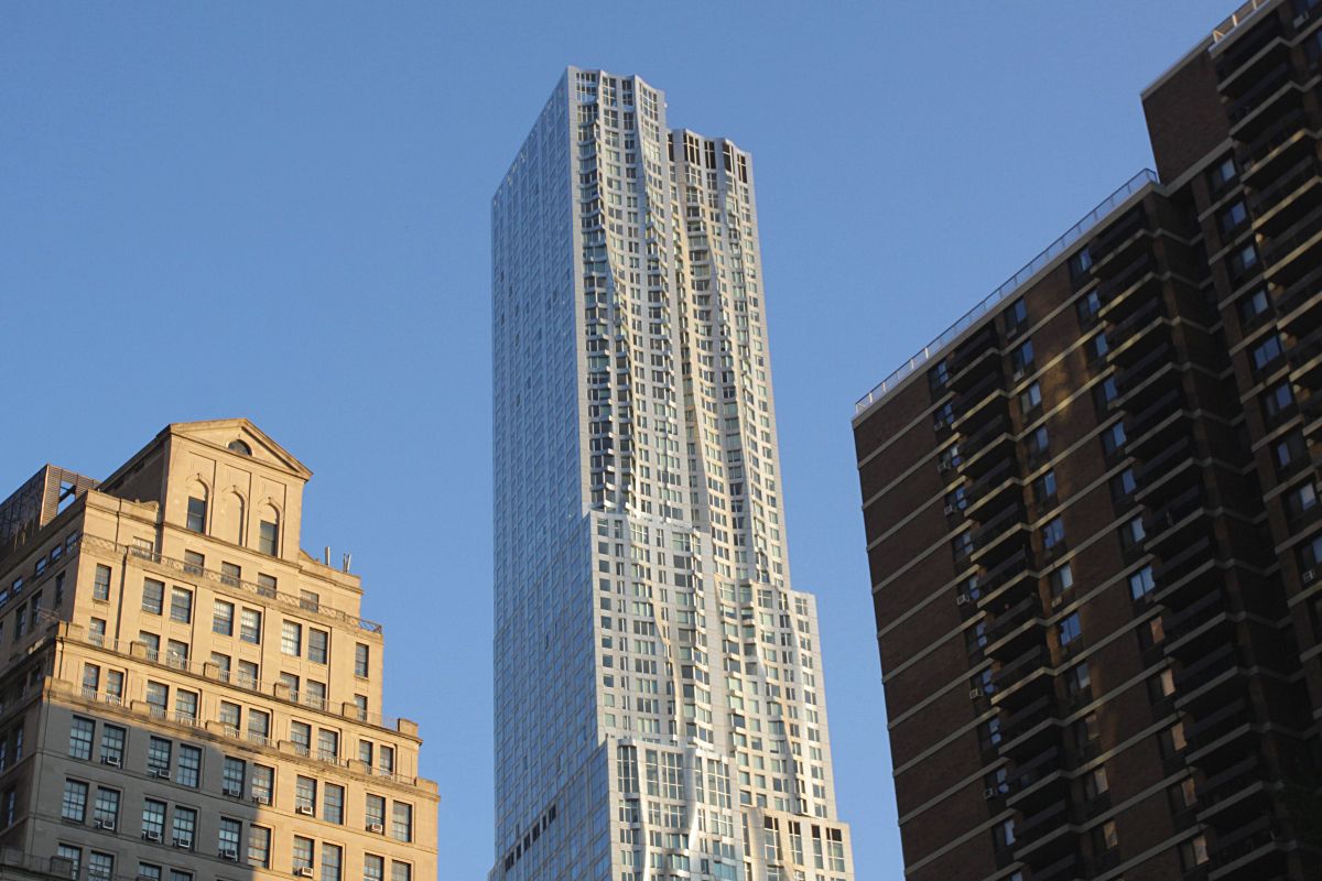8 Spruce Street: la torre che danza a New York