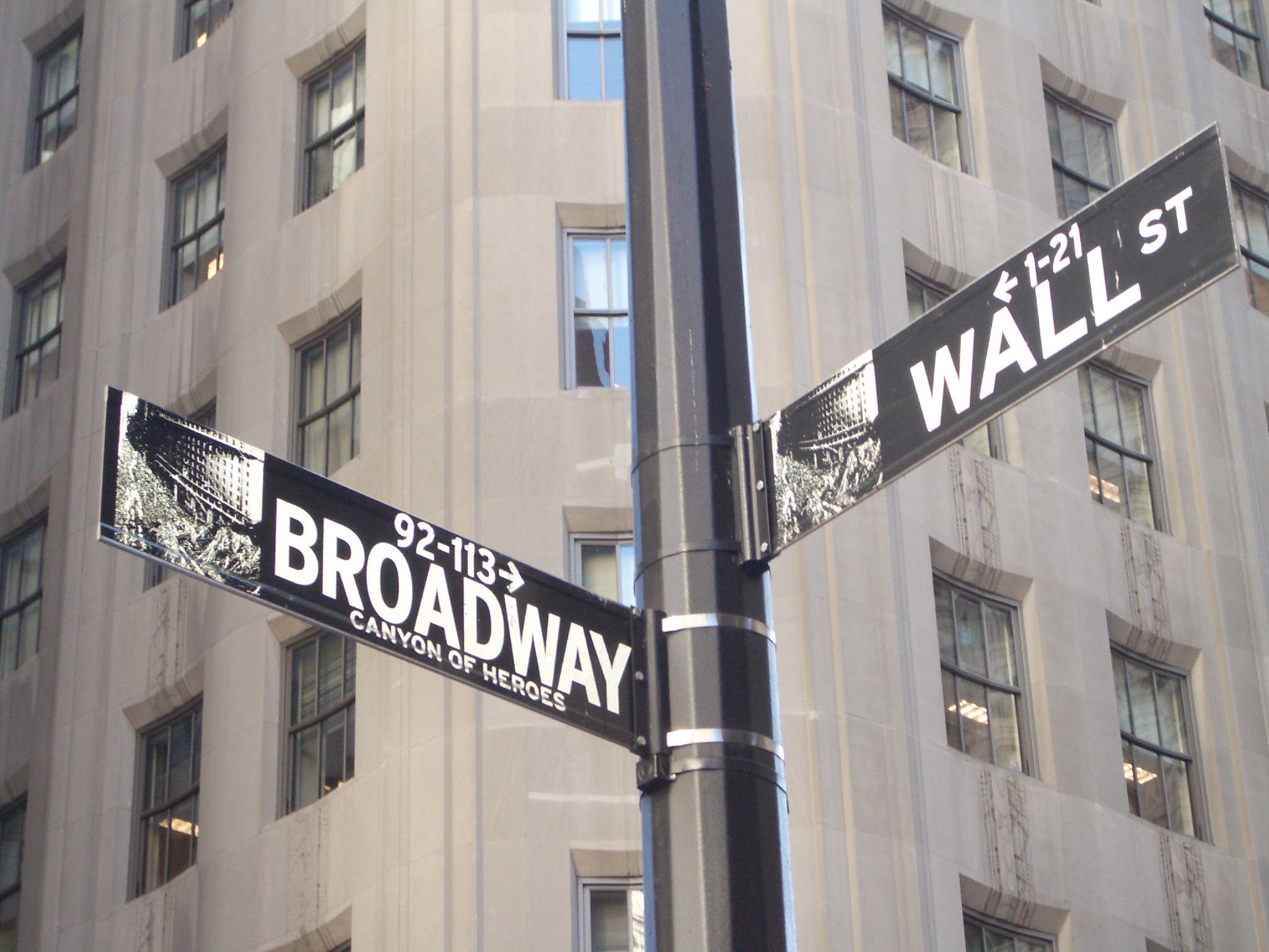 Broadway e Wall Street