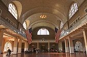 L'impressionnant hall principal d'Ellis Island.